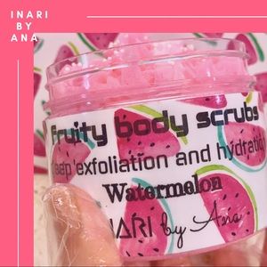 Body Scrub Foaming Watermelon Scent